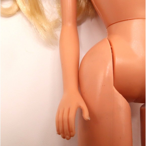 Vintage Barbie Blonde Hair Blue Green Eyes No Clothes 1980s - Picture 5 of 6